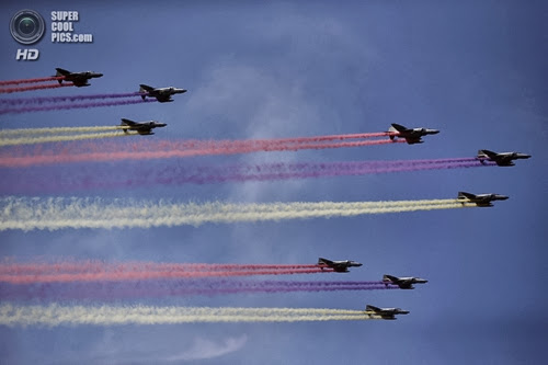 В Южной Кореи прошел масштабный военный парад