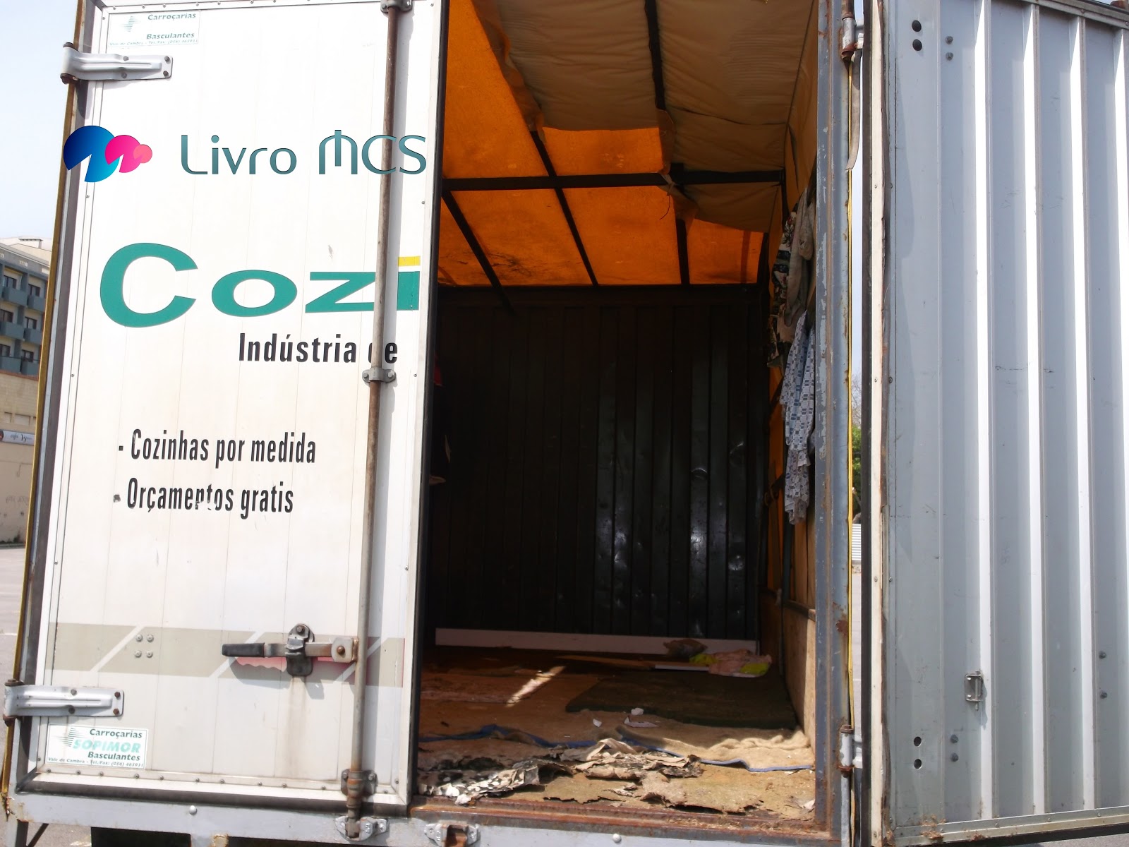 [Blog%2520Gazeta%2520de%2520Espinho003Livro%2520MCS%255B2%255D.jpg]