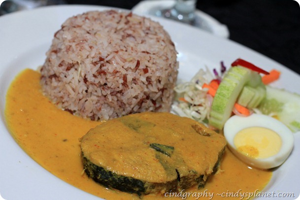 Kelantan Delight nasi Dagang Gulai Ikan