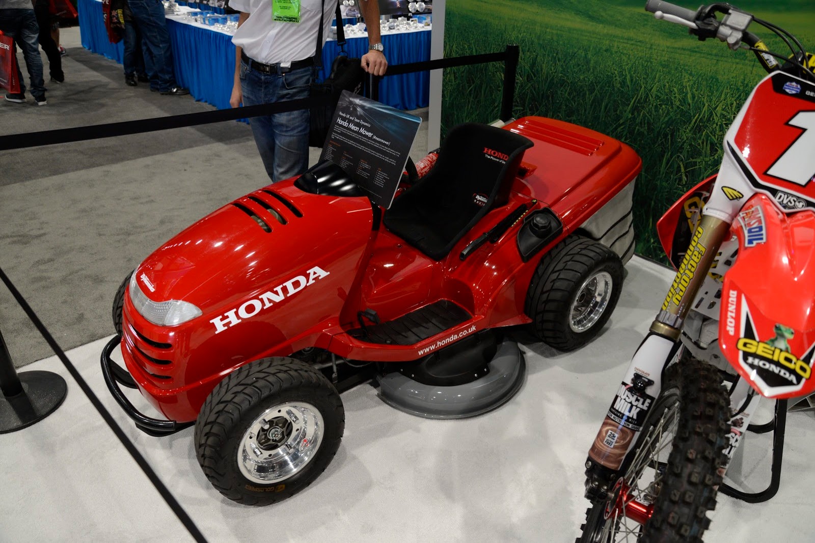 [2013-SEMA-As270%255B5%255D.jpg]