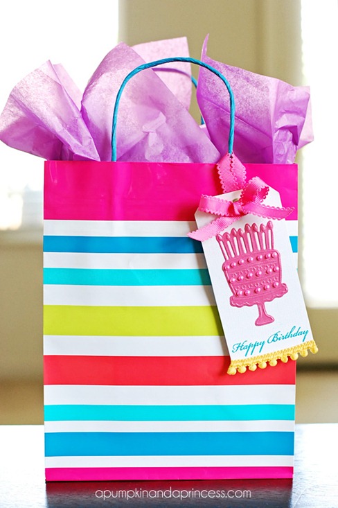 Embossed-Happy-Birthday-Gift-Tag