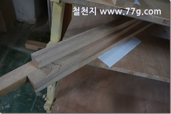 77gDSC07843-20130304-115453