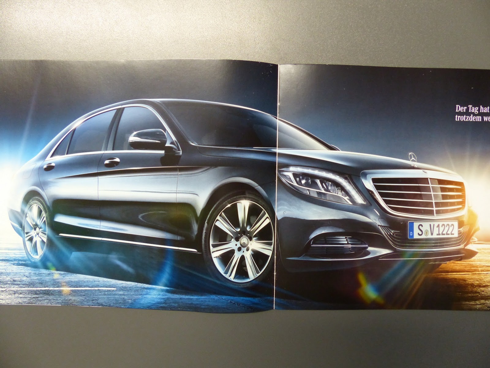 2014-Mercedes-Benz-S-Class-Brochure-Carscoops5%25255B2%25255D.jpg