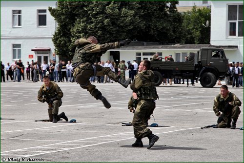 Фотографии 132-го выпуска РВВДКУ