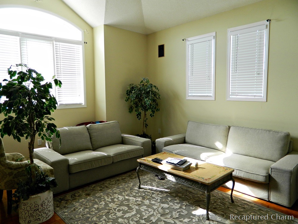 [family-room-upstairs-005a5.jpg]