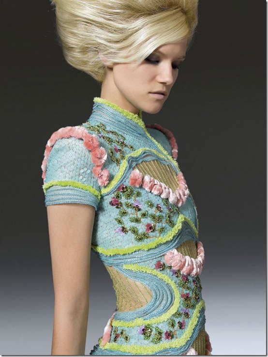 versace-atelier-fall2011-12