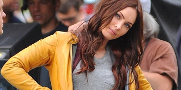 [megan-fox-april-oneill%2520-%2520Copy%255B7%255D.jpg]