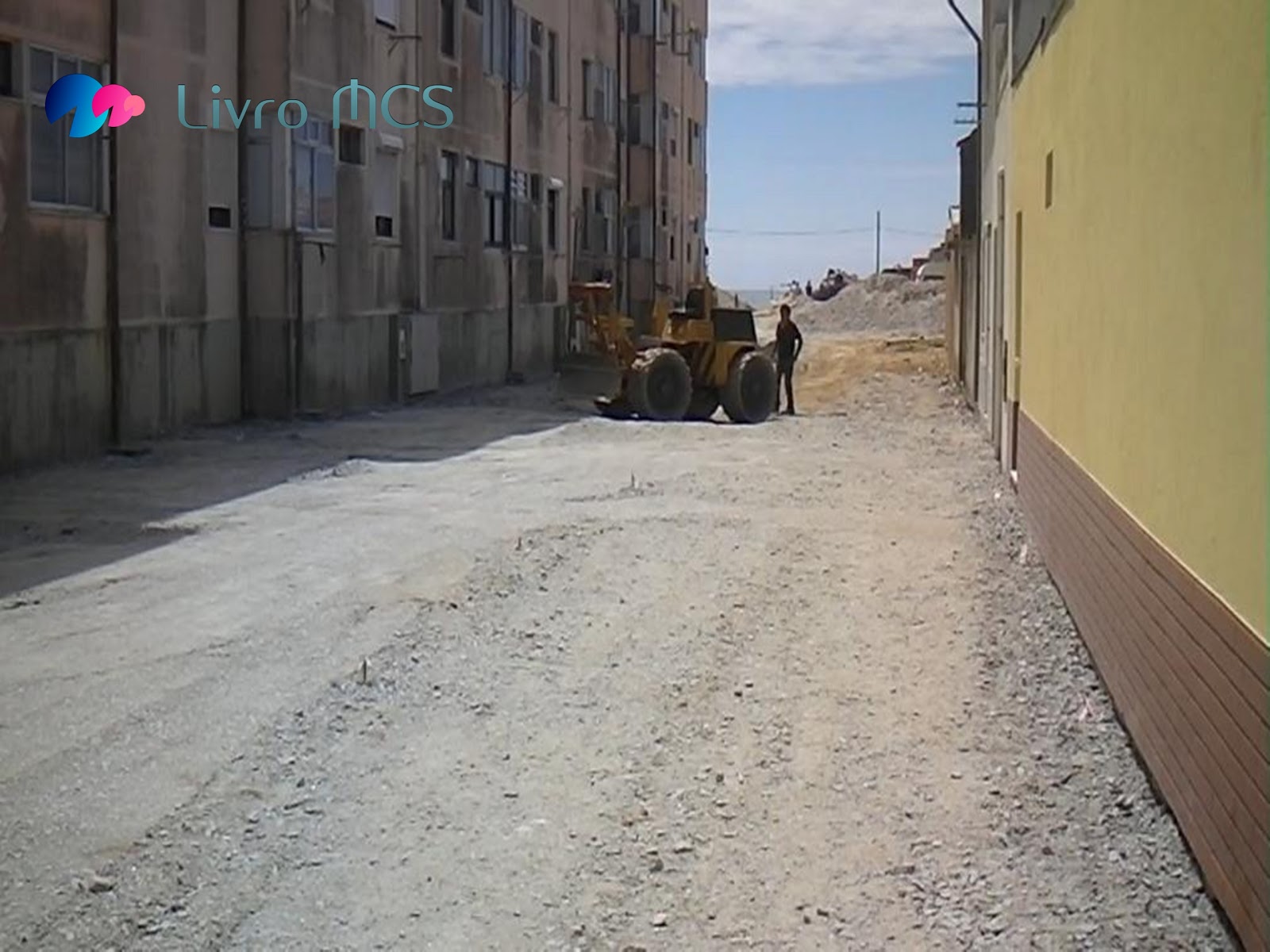 [Blog%2520Gazeta%2520de%2520Espinho003Livro%2520MCS%255B2%255D.jpg]