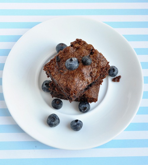 blueberry brownies 059