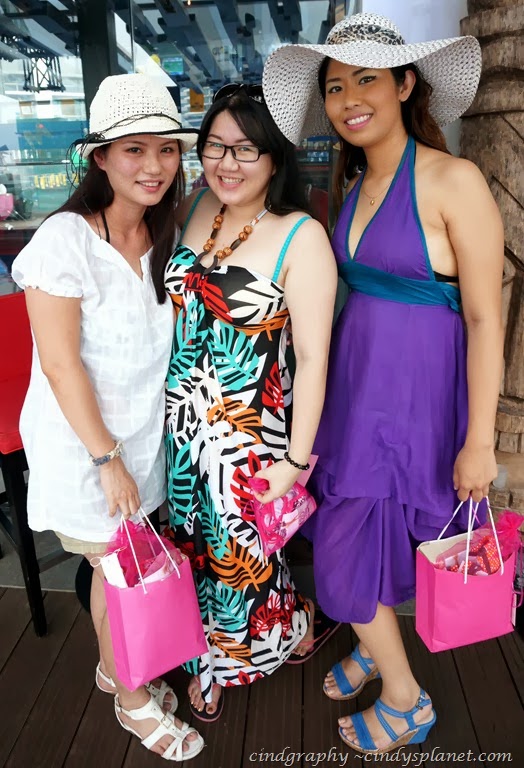 [PinkNProper-Pool-Party124.jpg.webp]