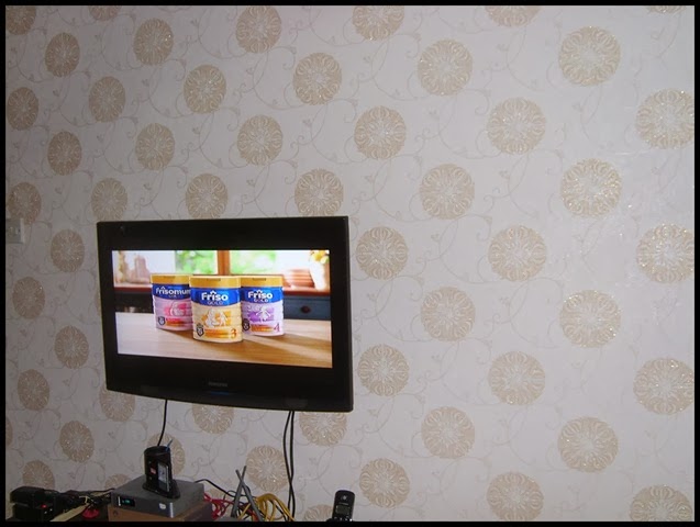 Contoh Gambar Wallpaper Dinding Rumah http://www.rumahminimalisius.com/2017/08/ragam-pilihan-wallpaper-rumah-dan-daftar-harga-wallpaper-rumah-serta-tips-memilih-wallpaper-dinding-rumah.html