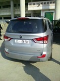 2014-SsangYong-Rodius-11