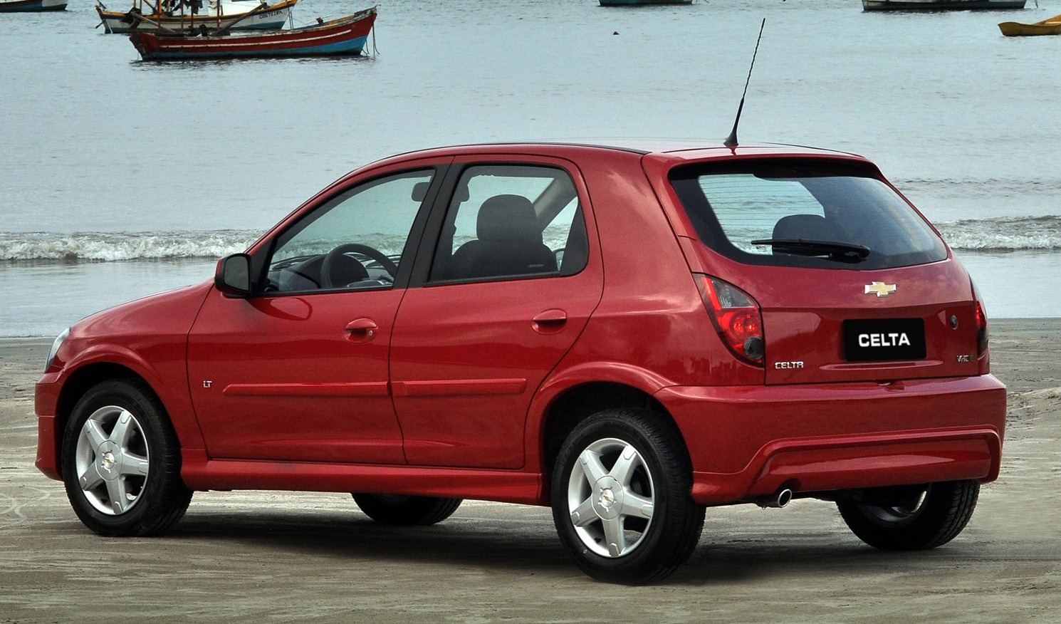 [2012-Chevrolet-Celta-B44.jp%255B2%255D.jpg]