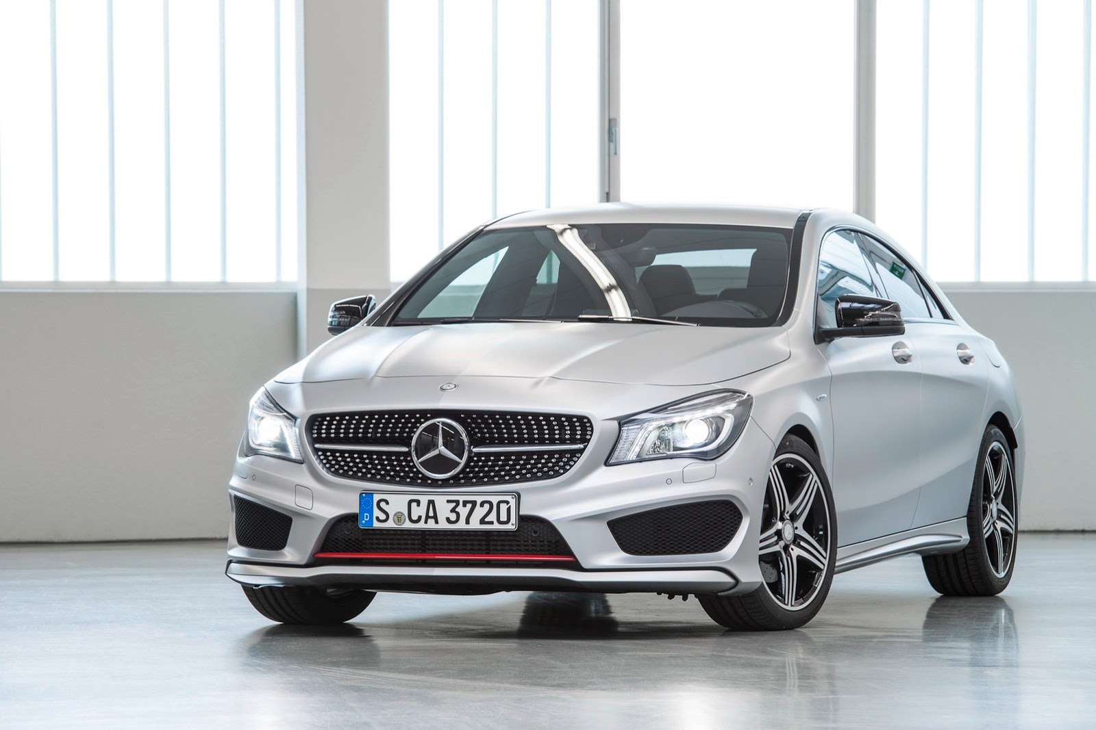 [Mercedes-Benz-5%255B2%255D.jpg]