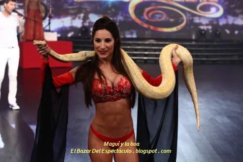 Magui y la boa.jpg