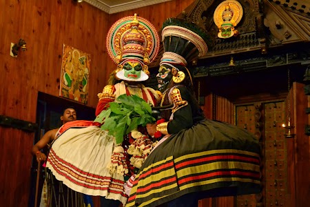Traditii India - dans Kathakali, Kerala