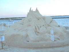 cape cod 8.2012 dragon sandsculpture