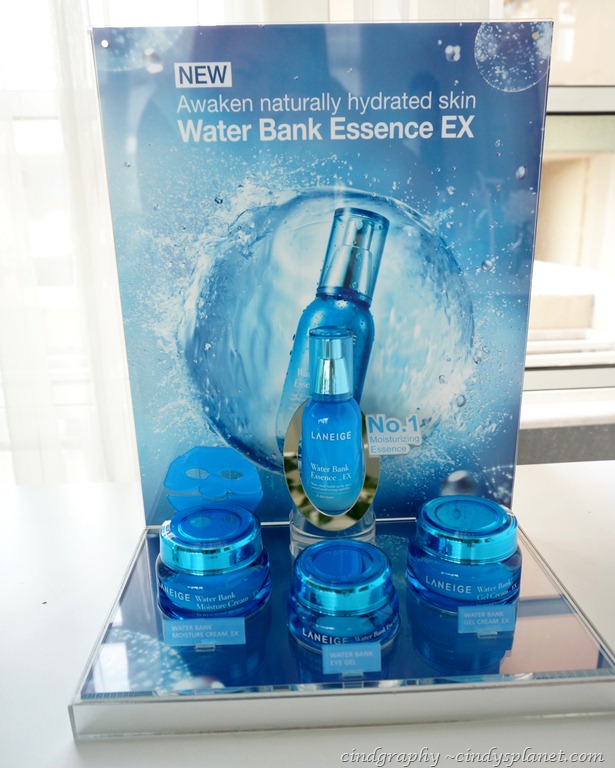 [Laneige%2520Water%2520Bank%2520Essence6.jpg.webp]