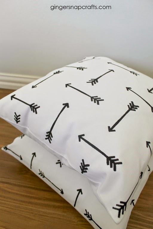 stenciling a pillow