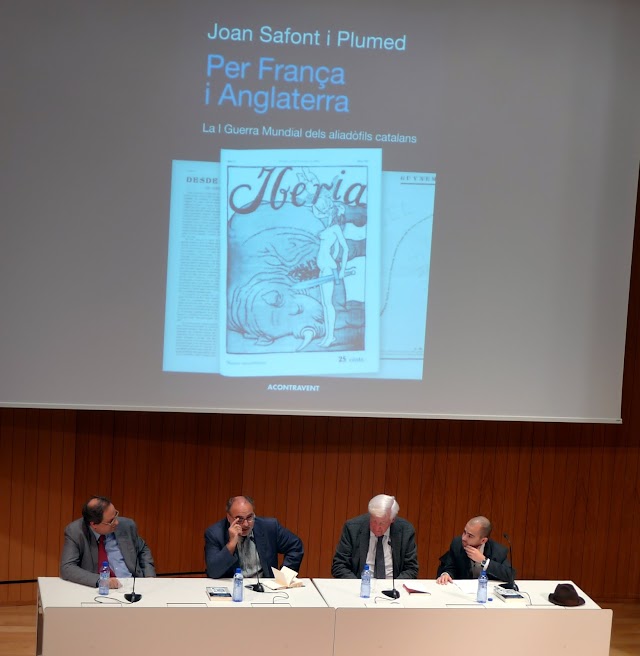 En @JoanSafont, periodista i advocat, ha presentat el seu llibre-tresor “Per França i Anglaterra” a l’@Ateneubcn