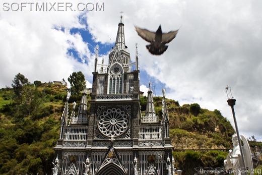 [Las-Lajas-Church-9%255B7%255D.jpg]
