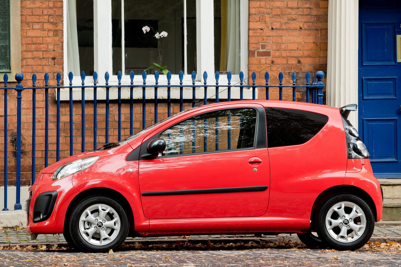 [Citroen-C1-UK-Range-7%255B2%255D.jpg]