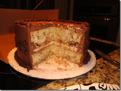 5.  Cut grooms cake