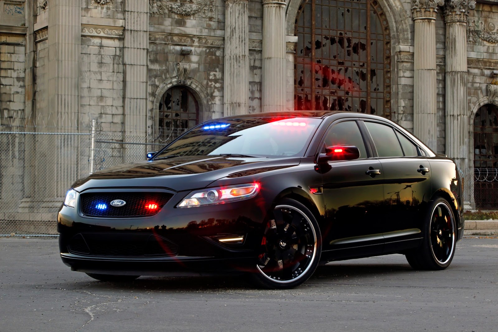 [Ford-Police-Interceptor-utility-9%255B2%255D.jpg]