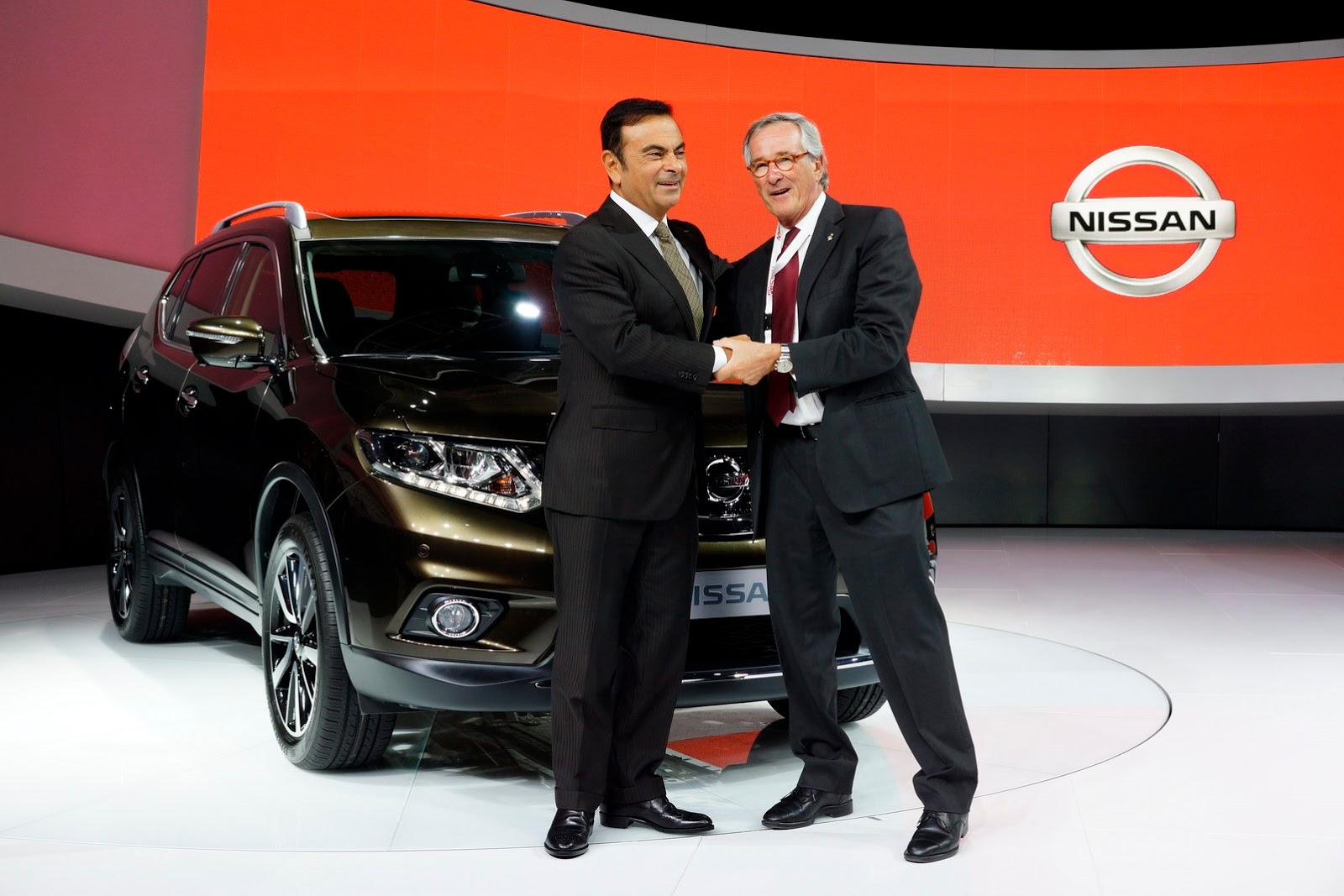 [2014-Nissan-Rogue-X-Trail-SUV-2%255B2%255D.jpg]