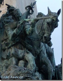 Soldado escocés - Monumento a la batalla de Vitoria