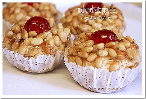 Gateau De L Aid 11 Mchewek Aux Pignons Algerie360 Gateau De L Aid 11 Mchewek Aux Pignons Algerie360