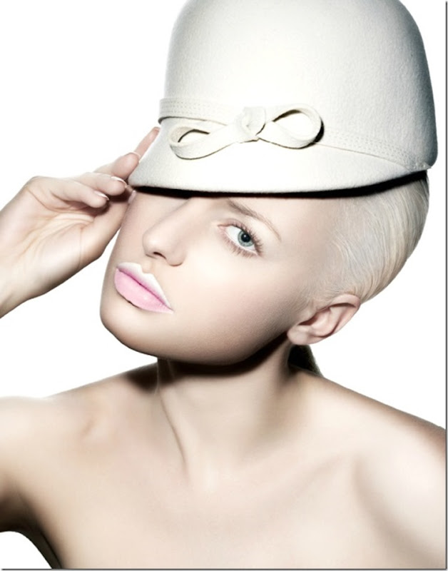 Фотосессия фотографа Кристель Бангсгаард (Christel Bangsgaard) Beauty ,красивый макияж, шляпка,белая фуражка