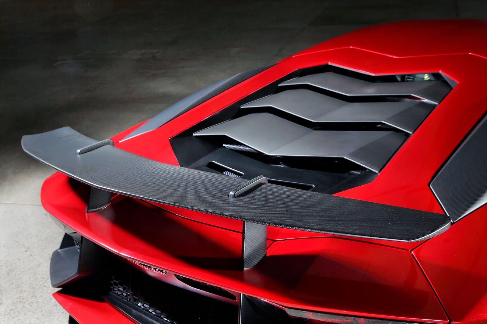 [Lamborghini-Aventador-SV-Carscoops15%255B2%255D.jpg]