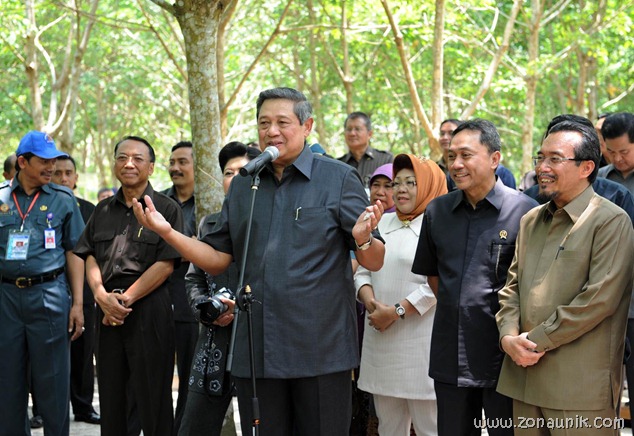 foto keseharian Presiden Indonesia Susilo Bambang Yudhoyono (28)