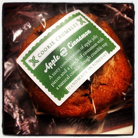 #251 - apple and cinnamon muffin