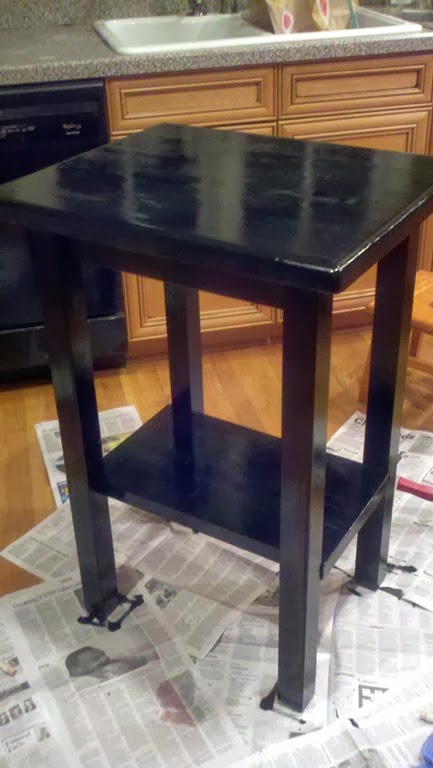 [Table%2520Painted%2520first%2520coat.jpg]
