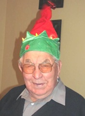 12.25.2011 dad with elf hat1