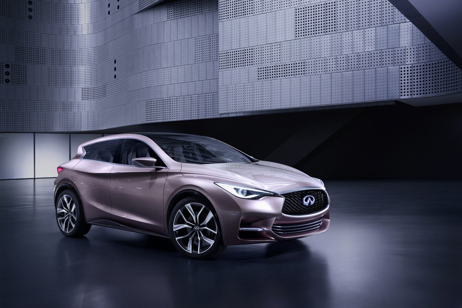 [Infiniti-Q30-Concept-40%255B2%255D.jpg]