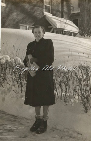 January 1949 Snow Royalton Antiques