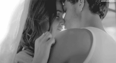 tumblr_nh52x4jDE71tj5vevo1_400.gif