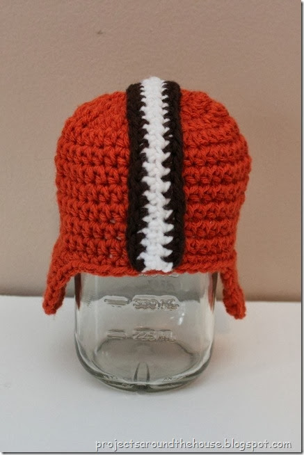 Crochet Footbal Helmet Hat Pattern 0-3 Month Crochet Footbal Helmet Hat Pattern 0-3 Month