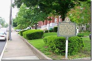 Wilderness Road marker with Lancaster Street on the left, Stanford, KY