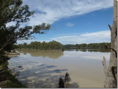 JH W Wyalong to Wentworth 094