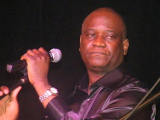 Jossart Nyoka Longo, artiste musicien Congolais. Photo afriquechos.ch