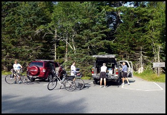 01 - Jordan Pond House Park - getting ready to ride, first to arrive
