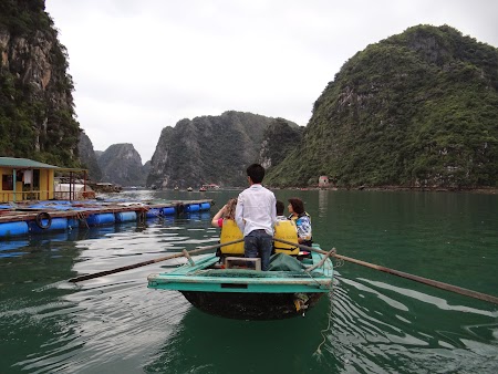 11. Sat lacustru - Halong Bay.JPG