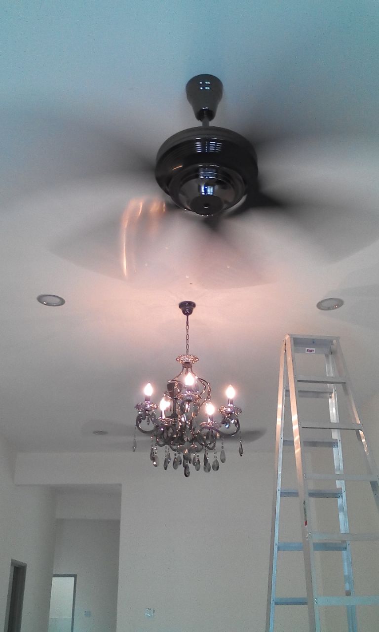 Selamat Datang Ke D Pinang Homestay Klebang Melaka Lampu Bukannya Nak Buka Lampu Chandelier Tu Hari Kan Menyedapkan Hati Hehehe