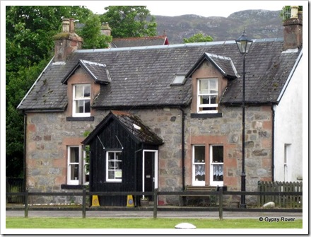 Lock keepers cottage at Fort Augustus on the Caledonian canal.