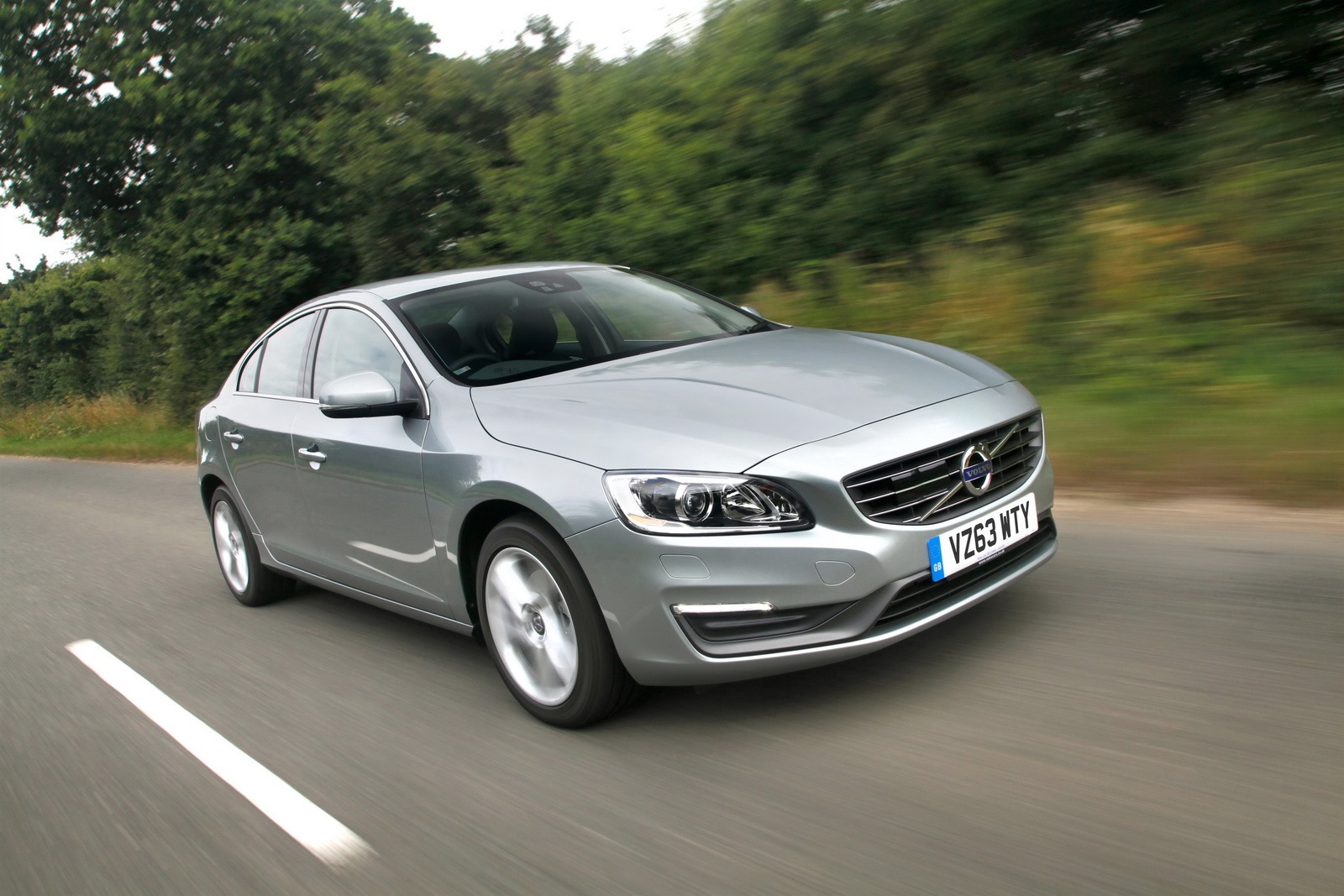 [Volvo-New-Engines-2%255B2%255D.jpg]
