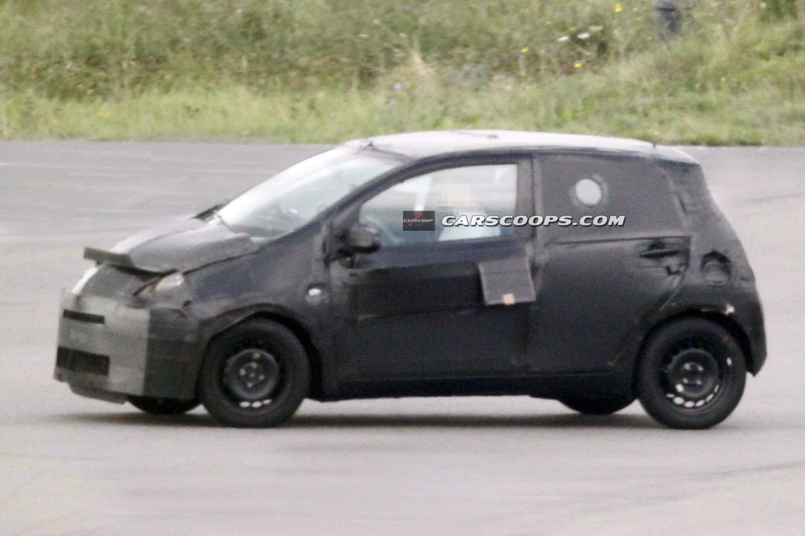 [New-Toyota-Aygo-4%255B4%255D.jpg]